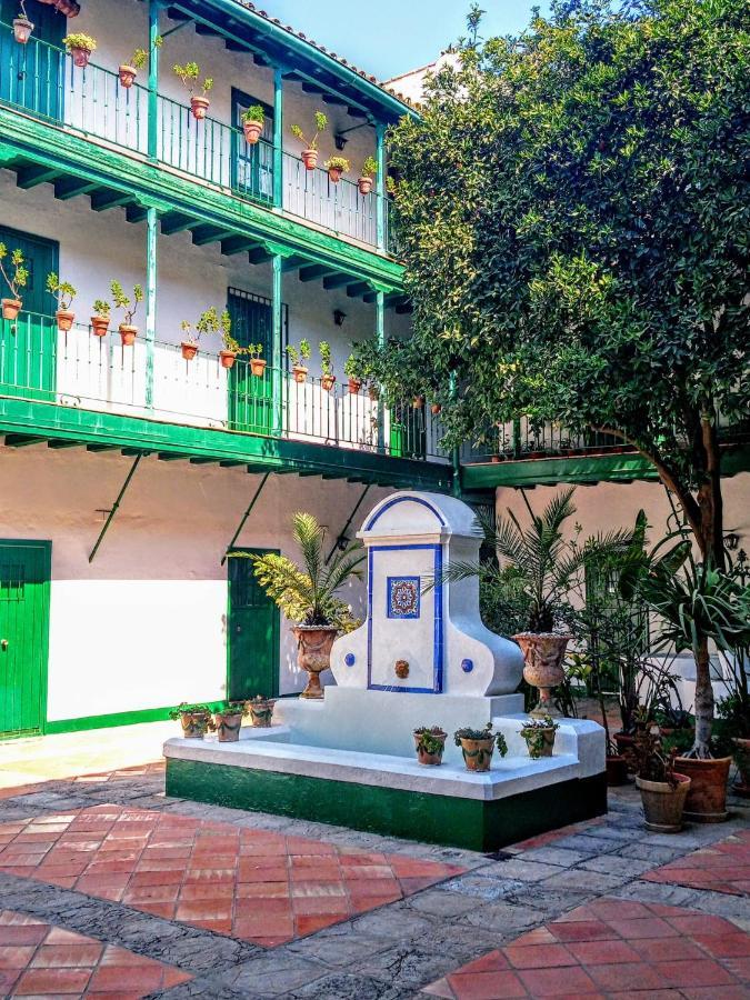 La Puerta Verde De Las Setas De Sevilla Εξωτερικό φωτογραφία
